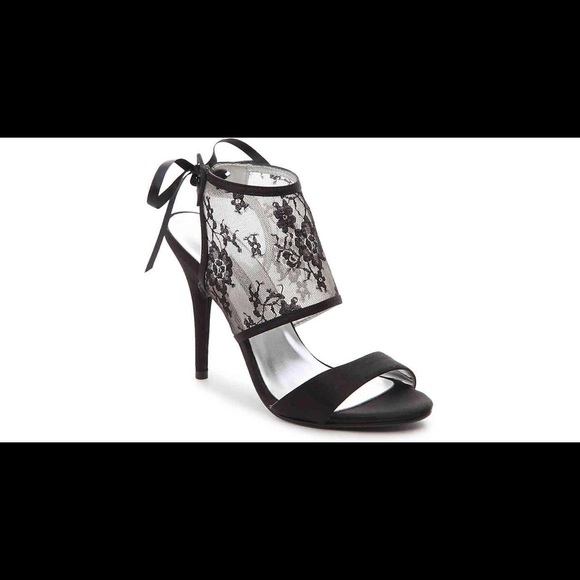 The Beautiful Black Pieces - Picture 10 of 13